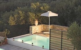 Istron Maisonettes With Private Pool